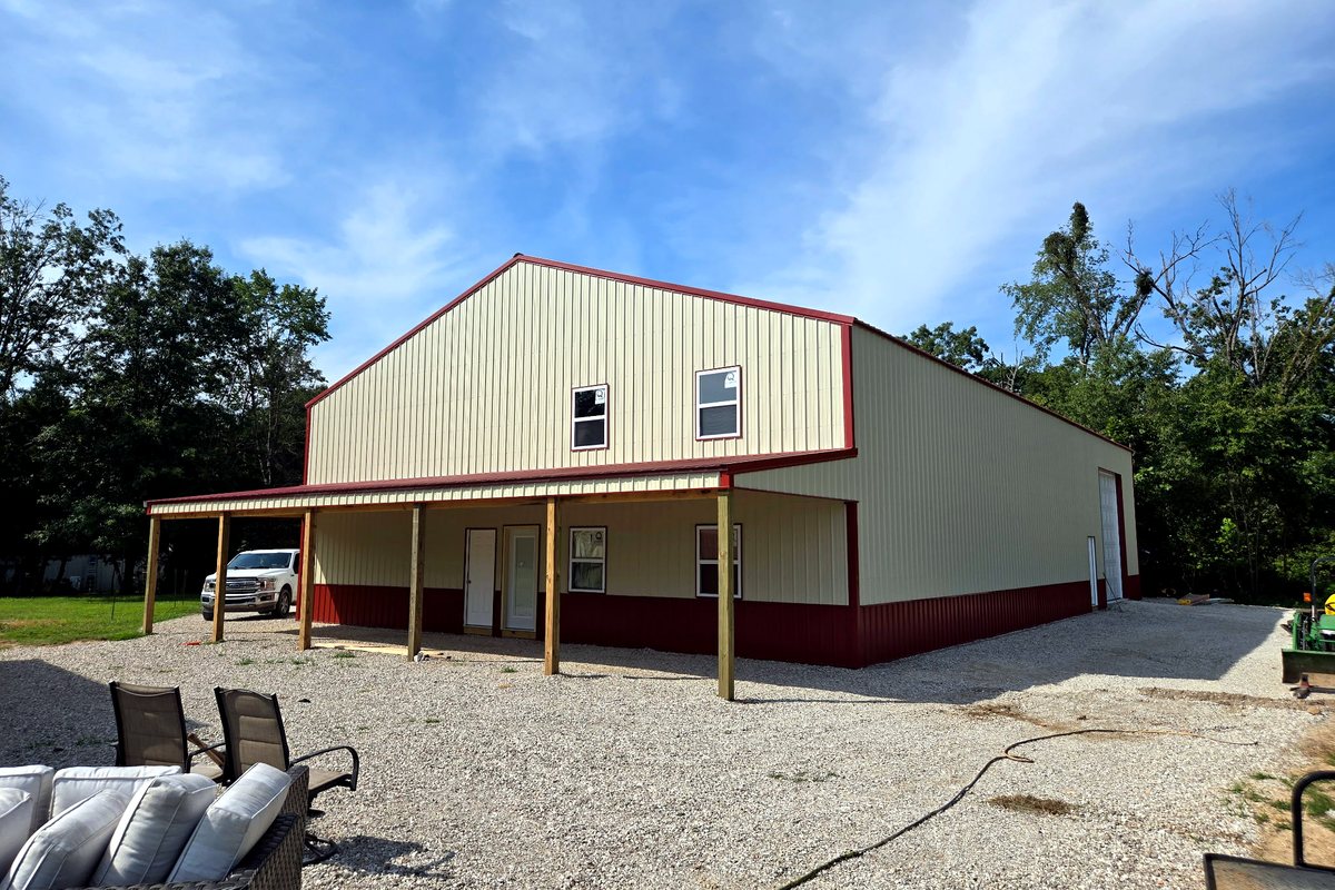 Agricultural barn with covered opening